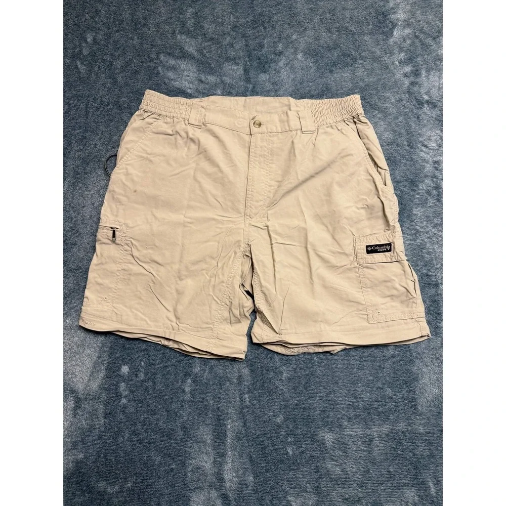 Columbia GRT Cargo Shorts Men Large Khaki Tan Nylon Hiking Outdoor Omni-Dry
